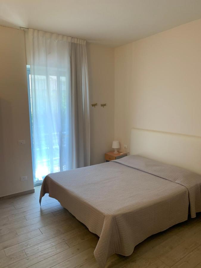 Hotel Eden Bardolino Buitenkant foto