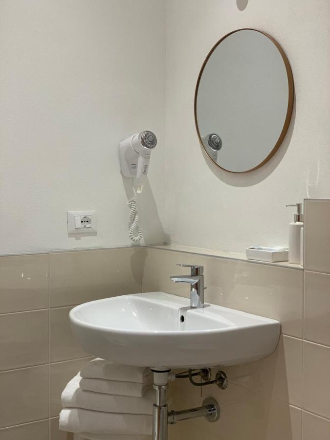 Hotel Eden Bardolino Buitenkant foto